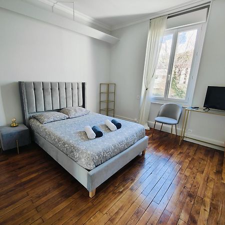 Self-Checkin Town House - Rooms To Rent In A Beautiful Modern Town House - Not A Hotel - Location De Chambres Avec Arrivee En Autonomie - Extra Fee For Sheets And Towels - Private Parking - Check Your Plateform Inbox And Follow Check-In Instructions Saint-Romain-en-Gal Экстерьер фото