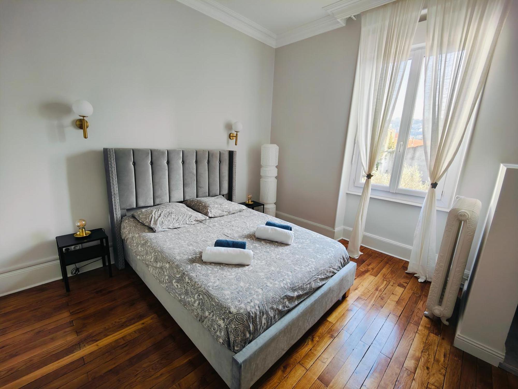 Self-Checkin Town House - Rooms To Rent In A Beautiful Modern Town House - Not A Hotel - Location De Chambres Avec Arrivee En Autonomie - Extra Fee For Sheets And Towels - Private Parking - Check Your Plateform Inbox And Follow Check-In Instructions Saint-Romain-en-Gal Экстерьер фото