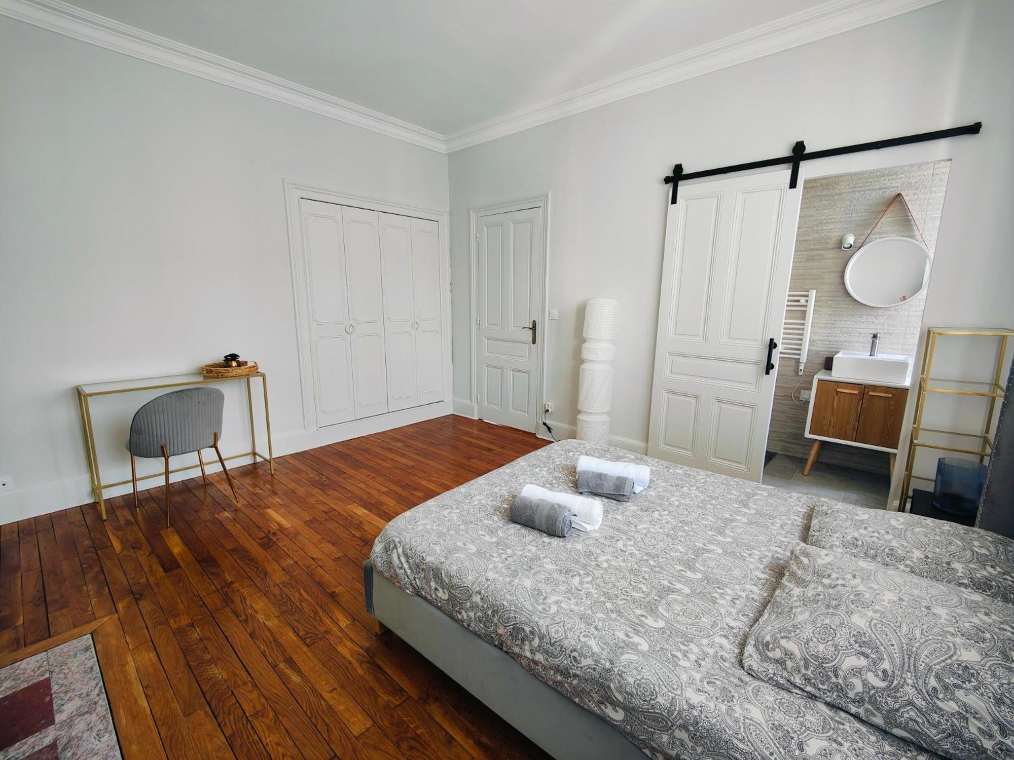 Self-Checkin Town House - Rooms To Rent In A Beautiful Modern Town House - Not A Hotel - Location De Chambres Avec Arrivee En Autonomie - Extra Fee For Sheets And Towels - Private Parking - Check Your Plateform Inbox And Follow Check-In Instructions Saint-Romain-en-Gal Экстерьер фото